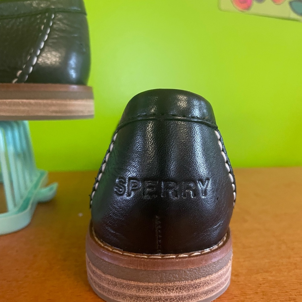 SPERRY .Elegant,Black Leather Loafers. New. - Picture 2 of 8